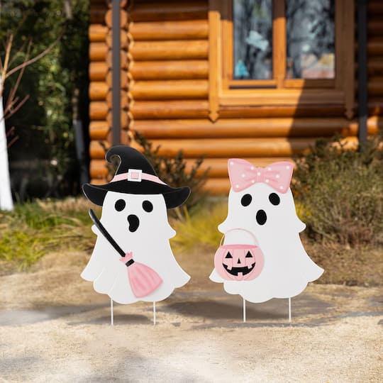 Glitzhome® 28" Halloween Metal Ghosts Yard Stake, Set of 2